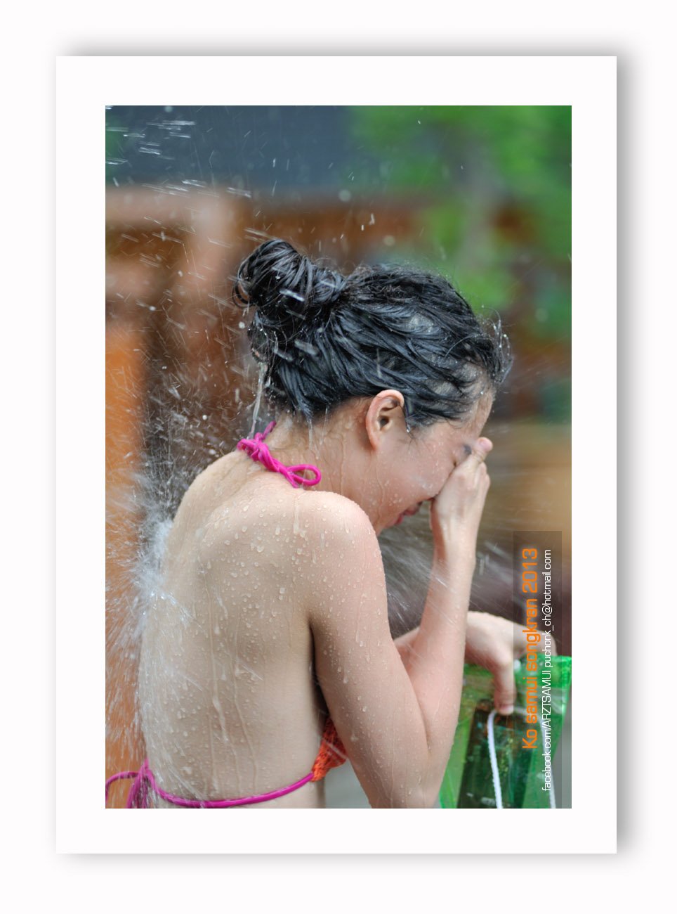 Photo :  , 964x1300 pixel 178,181 bytes