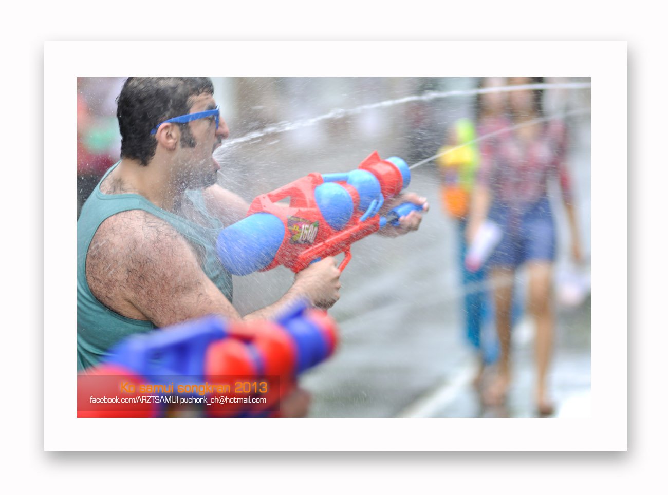 Photo :  , 1300x964 pixel 162,804 bytes