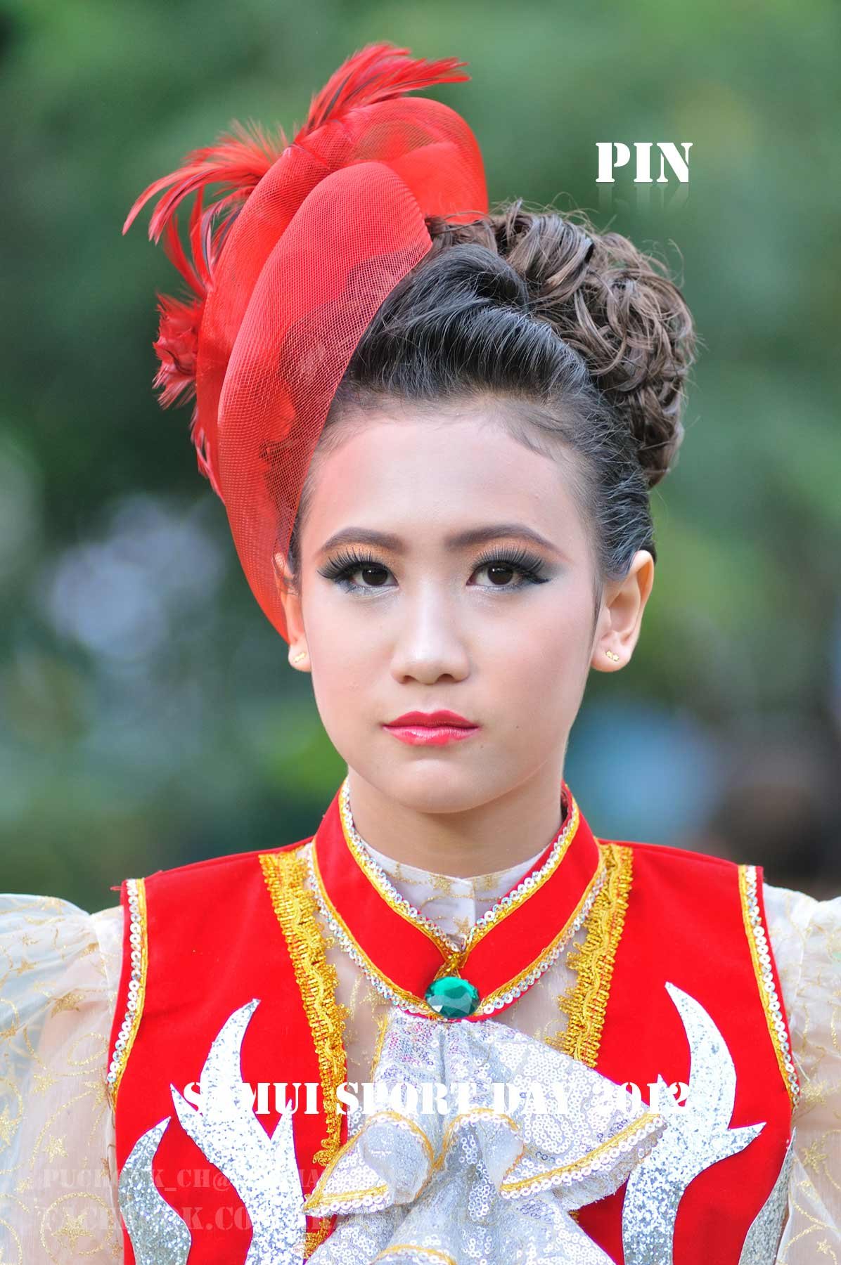 Photo :  , 1196x1800 pixel 198,424 bytes